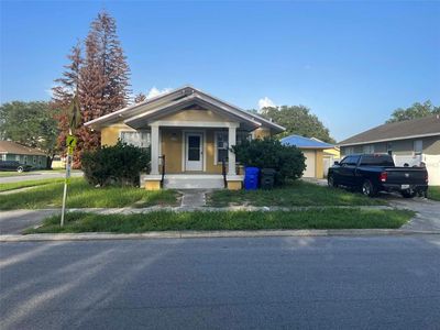 1155 N Florence Ave