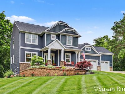 3769 Walnut Springs Dr NE