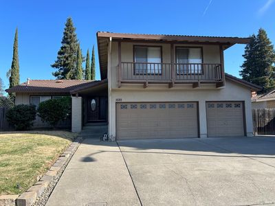 1520 Woodcreek Drive