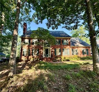 4210 Brambletye Dr
