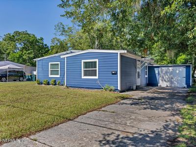 3814 EVE Drive W