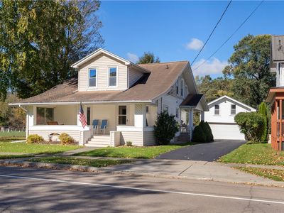 137 N Main St