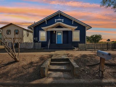 Property at 106 N Pear St, Rockdale, TX