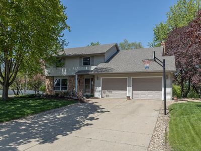 5999 139th St W