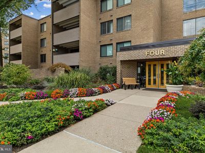 4 Candlemaker Ct APT 201