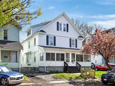 25-27 Rand St