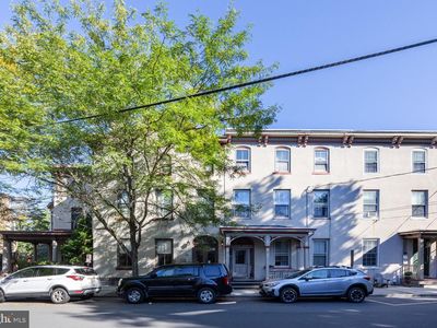 26 York St