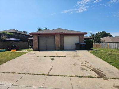2825 Ridgecrest Dr
