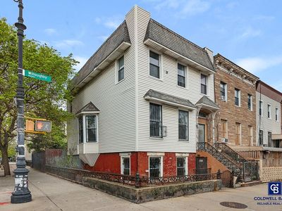 841 Willoughby Ave #2