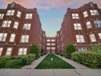 4834 W Henderson St APT 1B
