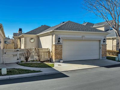 1143 Hollow View Way