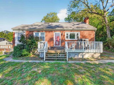 Property at 1725 Newbern Rd, Pulaski, VA