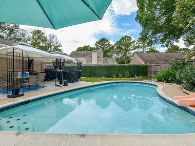 7511 Forest Dawn Way