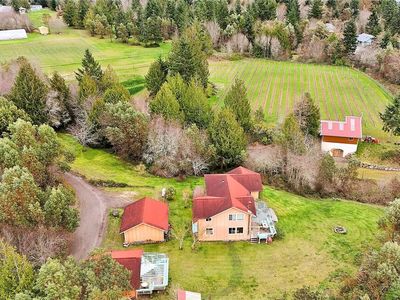 1673 Woodland Drive