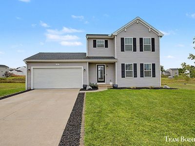 Property at 402 Oak Hill Ct, Middleville, MI