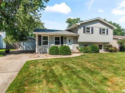 721 Magnolia Dr