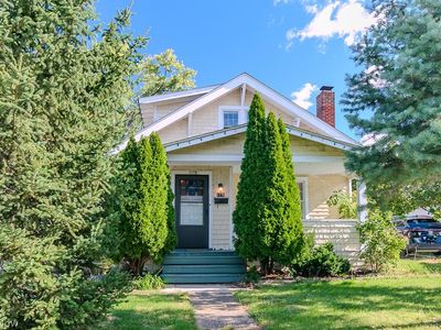 Property at 1175 E 332nd St, Eastlake, OH