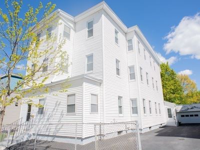 3 Aetna St