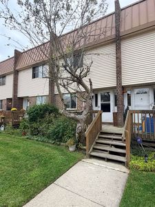 822 Marshall Ct #810