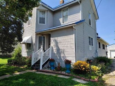 624 E Decker STREET