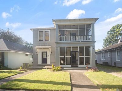 1932-1938 Oleander St