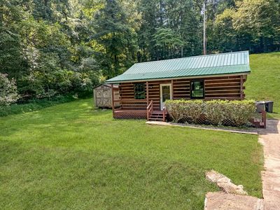 165 Lakeshore Dr
