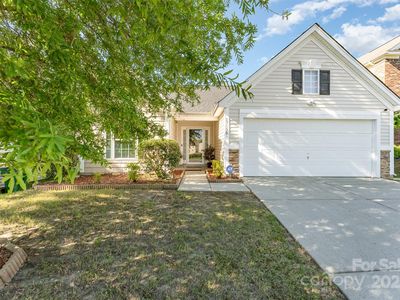 13830 Riding Hill Ave