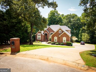 12426 Edgewater Dr