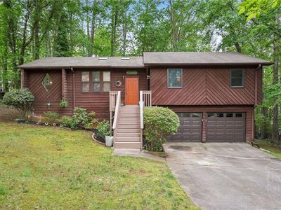 3679 Regent Dr NW