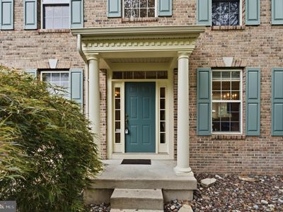 1222 Indian Trail Dr