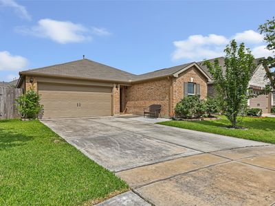 20805 Langworth Pl