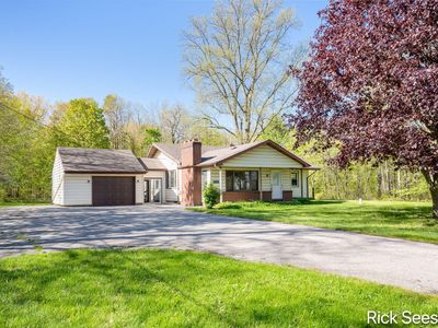 9800 Five Mile Rd NE