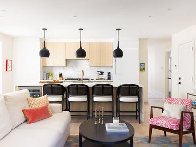322 Bunker Hill St APT 2