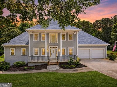2058 Lakewood Cir