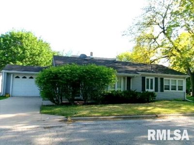 410 Maple Rd
