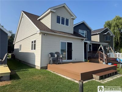 174 Lakeside Blvd