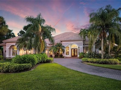2370 Alexander Palm DR