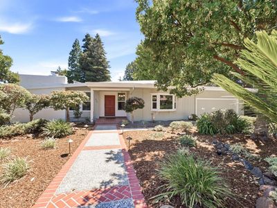 412 Calle del Caballo Street