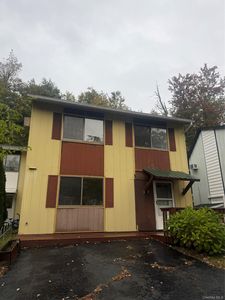 39 Robert Road