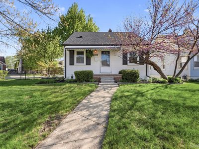 23080 Audette St