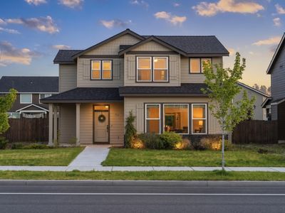 Property at 736 NW 27th St, Redmond, OR
