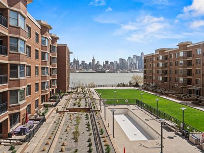 20 Avenue At Port Imperial APT 321