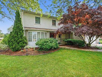 179 Holbrook Ln