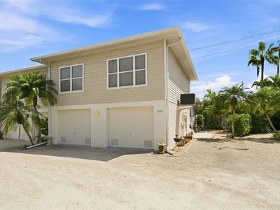 1819 HIGHLAND ROAD
