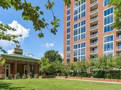 1820 Peachtree St NW UNIT 1909