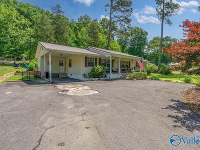 Property at 1404 Patterson St, Guntersville, AL