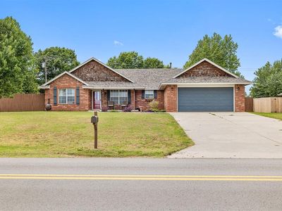 Property at 319 N Cimarron Rd, Tuttle, OK