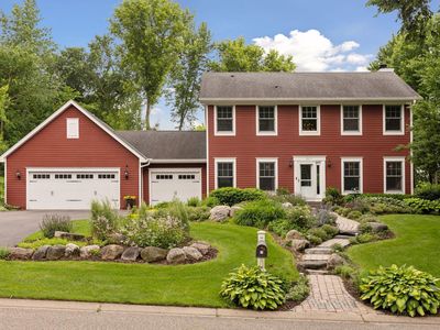 6011 Kalen Dr
