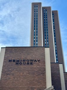 1850 N Clark St APT 2706