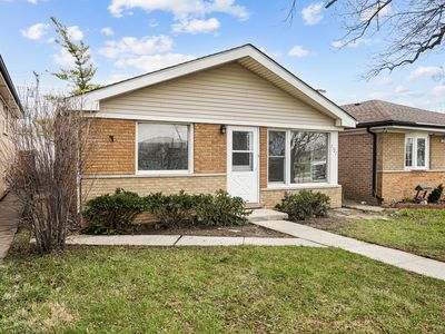 7727 New England Ave